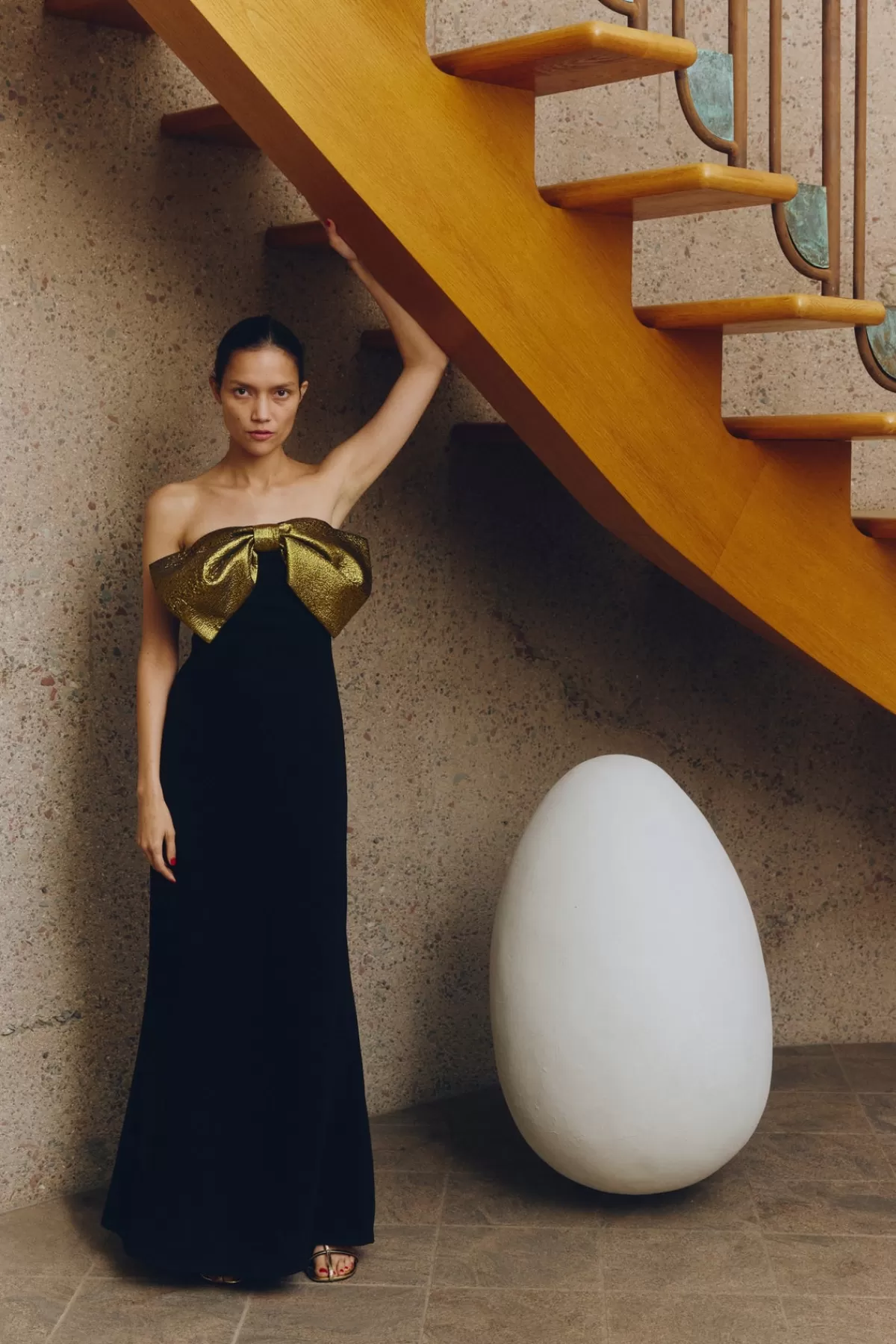 Occasion Wear<SIMONMILLER Dali Crepe Dress in Black/Star Gold black/stargold